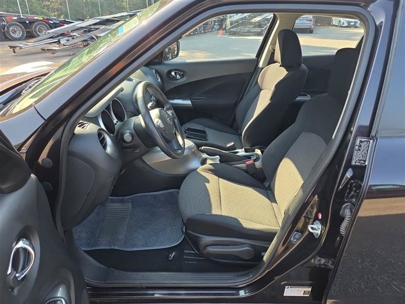 Used 2015 Nissan Juke S AWD/4WD image 6