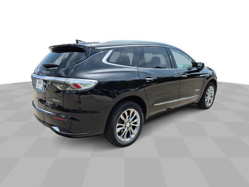 Used 2022 Buick Enclave Avenir w/ Avenir Technology Package AWD/4WD image 9