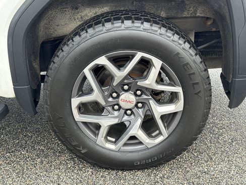 Used 2022 GMC Sierra 1500 SLT w/ SLT Premium Plus Package image 11