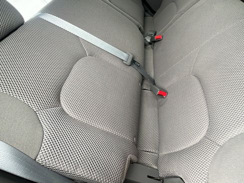 Used 2016 Nissan Frontier SV w/ SV Value Truck Package image 18