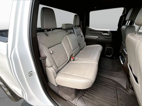 Used 2026 GMC Sierra 1500 SLT AWD/4WD image 20