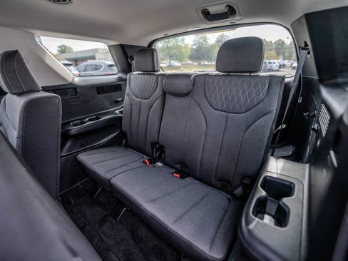 Used 2021 Hyundai Palisade SE AWD/4WD image 14