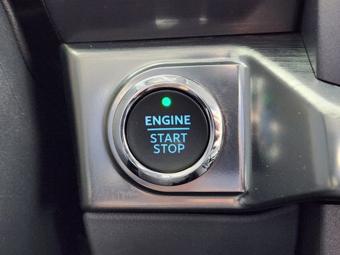 Used 2023 Ford F150 Lariat image 26