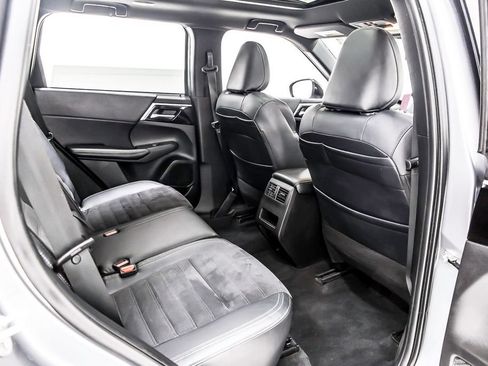 Used 2022 Mitsubishi Outlander SEL Black Edition AWD/4WD image 32