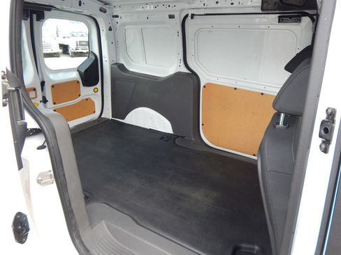 Used 2019 Ford Transit Connect XLT image 13