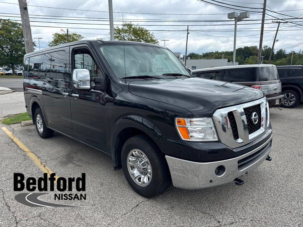 Used 2021 Nissan NV 3500 SL RWD image 1