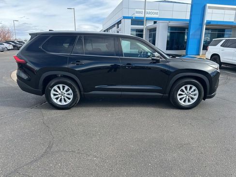 Used 2024 Toyota Grand Highlander XLE image 41