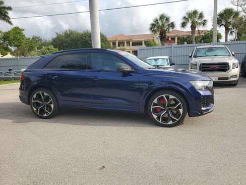 Certified 2024 Audi RS Q8 AWD/4WD image 4