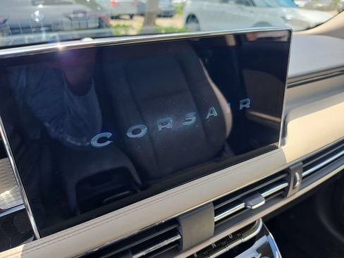 Used 2025 Lincoln Corsair FWD w/ Equipment Group 101A image 22