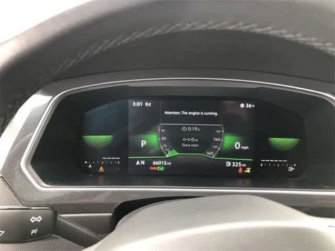 Used 2022 Volkswagen Tiguan SE R-Line image 20