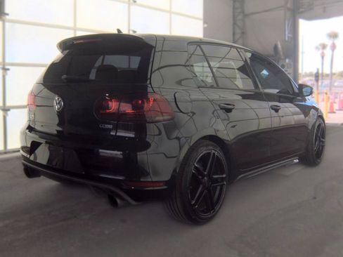 Used 2014 Volkswagen GTI Wolfsburg Edition FWD image 4
