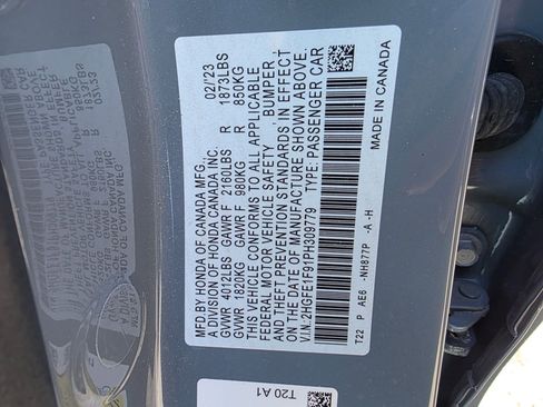 Used 2023 Honda Civic Touring image 9