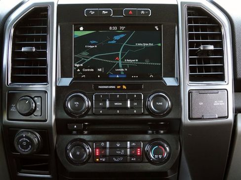 Used 2017 Ford F150 XLT w/ Equipment Group 302A Luxury image 34