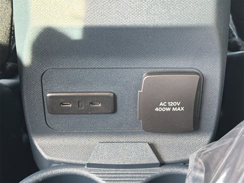 New 2026 Ford Maverick XLT w/ XLT Luxury Package image 24