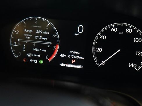 Certified 2025 Honda HR-V Sport image 21