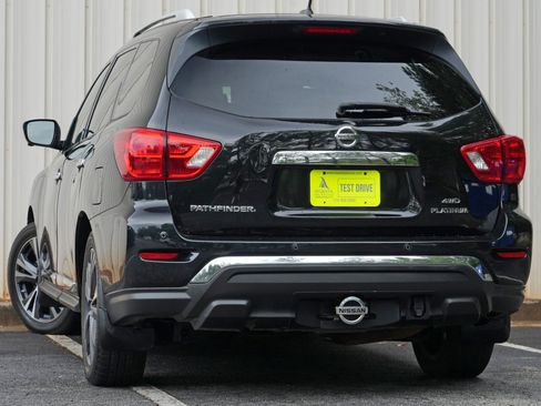 Used 2017 Nissan Pathfinder Platinum AWD/4WD image 5