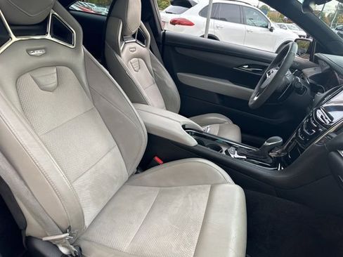 Used 2017 Cadillac ATS V w/ Carbon Black Package image 28