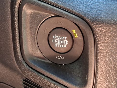 Certified 2025 Jeep Wrangler Unlimited Sport S 4xe AWD/4WD image 26
