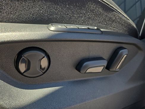 New 2025 Volkswagen Atlas SEL Premium R-Line image 19