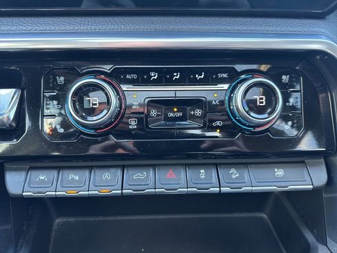 Used 2022 GMC Sierra 1500 Denali image 31