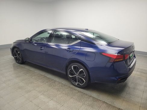 Used 2023 Nissan Altima 2.5 SR w/ SR Premium Package image 3