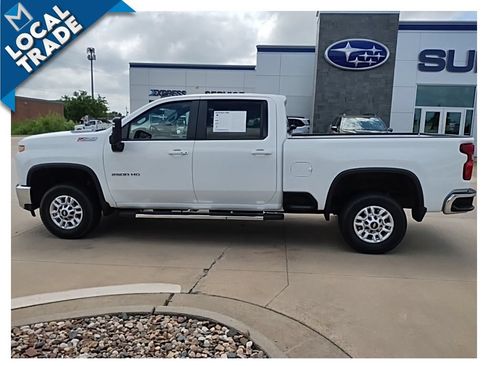 Used 2022 Chevrolet Silverado 2500 LT w/ Convenience Package AWD/4WD image 8