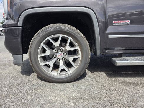 Used 2016 GMC Sierra 1500 SLT w/ All-Terrain Package AWD/4WD image 21