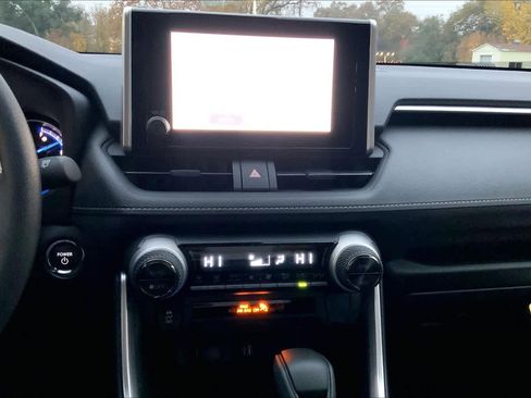 New 2025 Toyota RAV4 XLE image 19