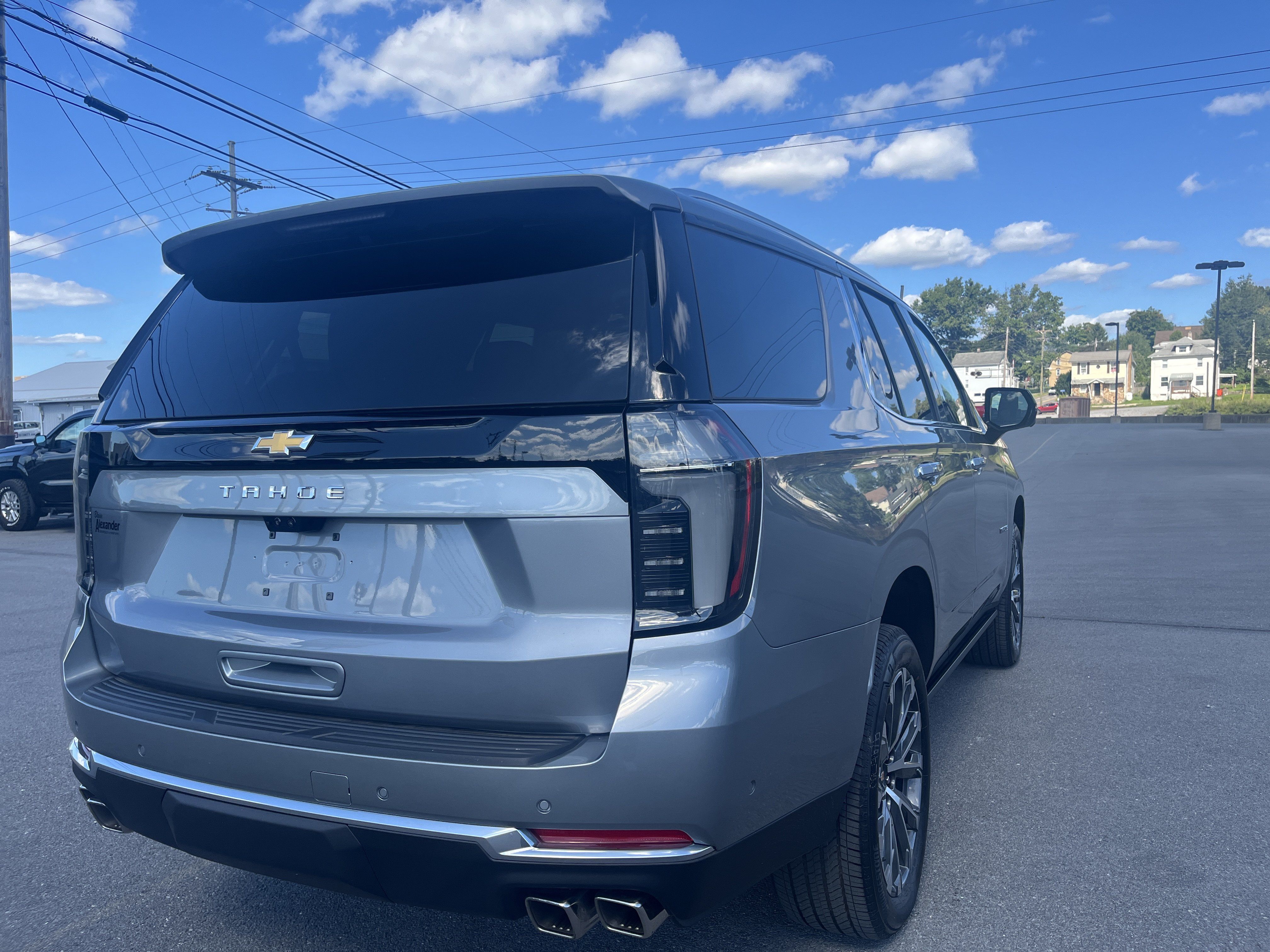 New 2026 Chevrolet Tahoe High Country AWD/4WD image 3