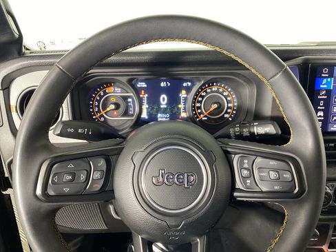 Used 2024 Jeep Wrangler Unlimited Sport AWD/4WD image 20
