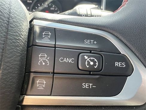 Used 2024 Jeep Compass Trailhawk image 18