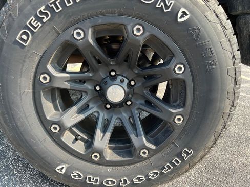 Used 2018 Jeep Wrangler Unlimited Sport w/ Connectivity Group AWD/4WD image 11