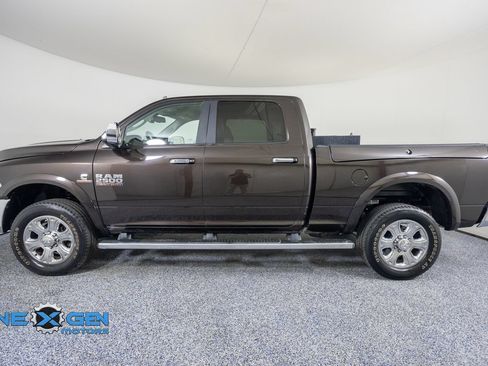 Used 2017 RAM 2500 Laramie w/ Convenience Group AWD/4WD image 4