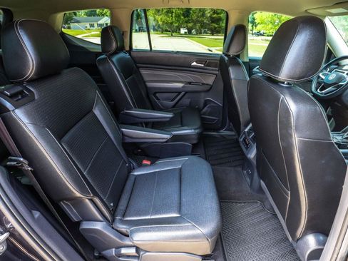 Used 2023 Volkswagen Atlas SE FWD image 38