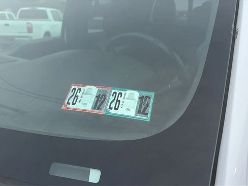 Used 2011 Ford F150 Raptor w/ Raptor Luxury Pkg image 33