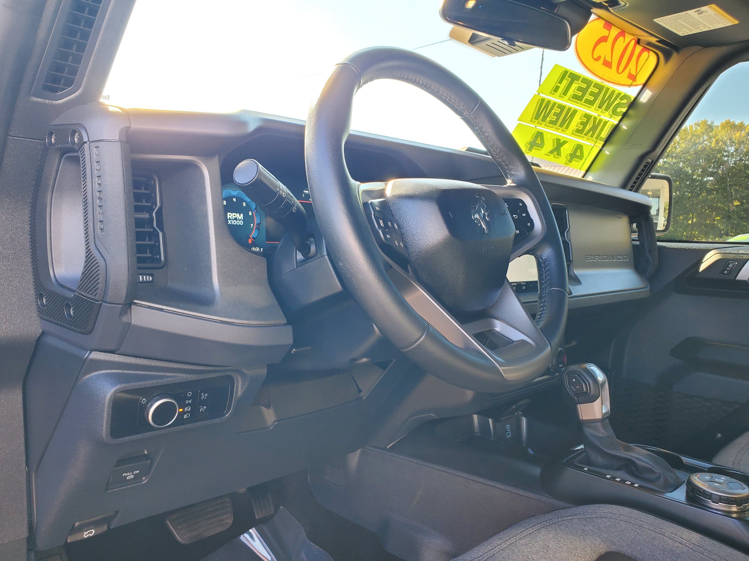 Used 2025 Ford Bronco Big Bend AWD/4WD image 12