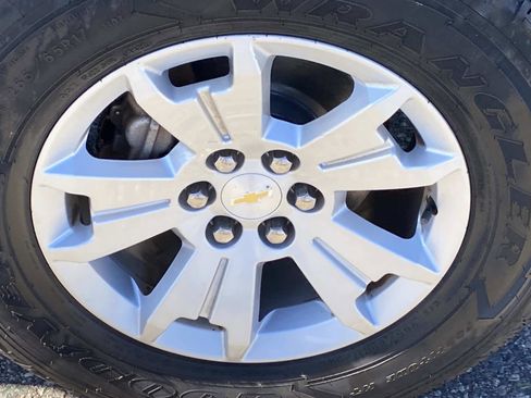 Used 2017 Chevrolet Colorado LT w/ LT Convenience Package image 25