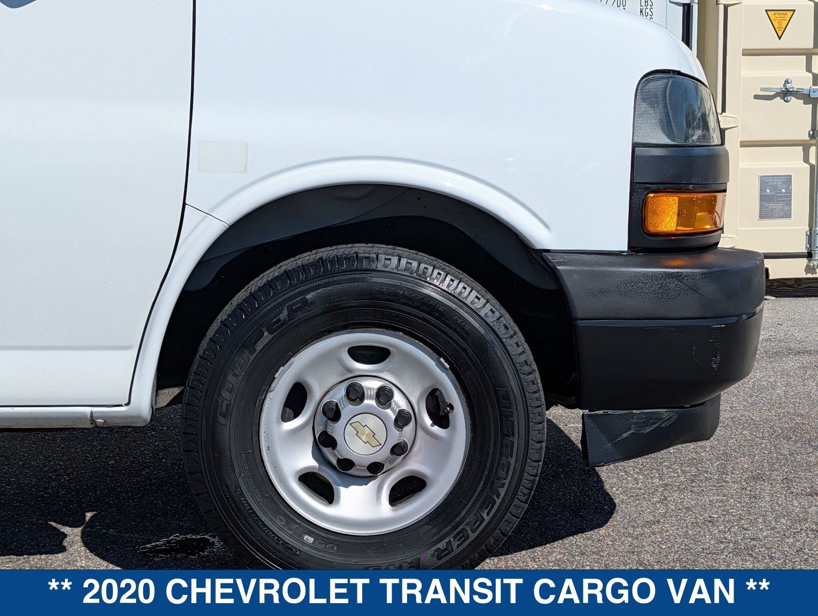 Used 2020 Chevrolet Express 2500 w/ Driver Convenience Package RWD image 12