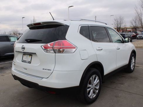 Used 2016 Nissan Rogue SV image 7