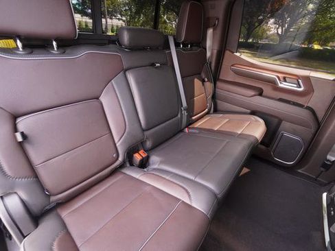 Used 2023 GMC Sierra 1500 Denali AWD/4WD image 29