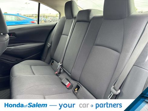 Used 2023 Toyota Corolla LE FWD image 13