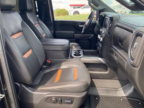 Used 2023 GMC Sierra 2500 AT4 w/ Gooseneck/5TH Wheel Package AWD/4WD image 17