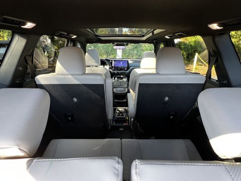 Used 2024 Lexus TX 350 AWD image 48