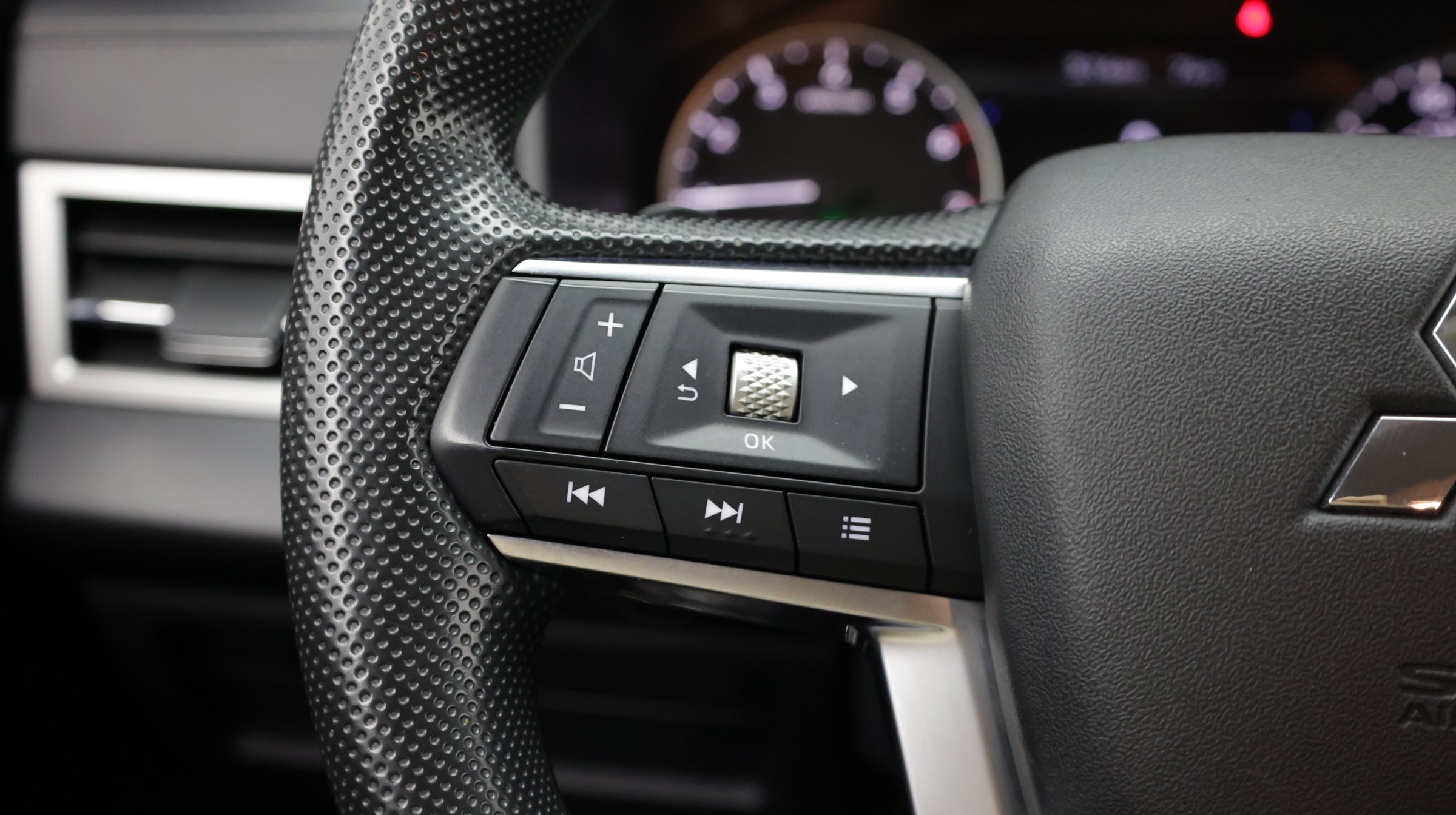 Used 2024 Mitsubishi Outlander ES FWD image 24