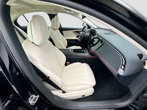 Certified 2025 Mercedes-Benz E 350 Sedan image 19