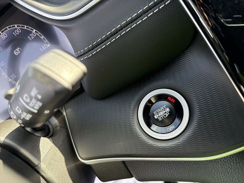 New 2025 Jeep Grand Cherokee L Laredo w/ Luxury Tech Group I image 19