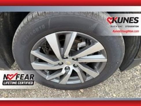 Used 2022 Chevrolet Equinox Premier AWD/4WD image 11