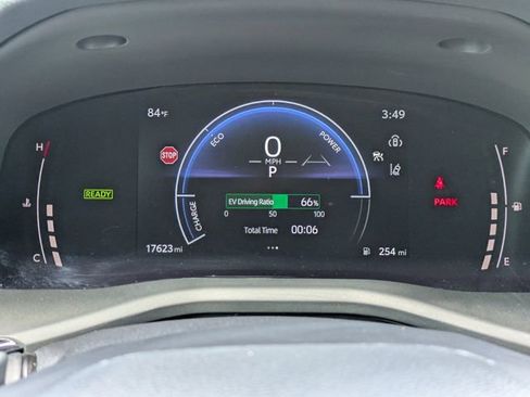 Used 2025 Toyota Camry SE w/ Convenience Package FWD image 27