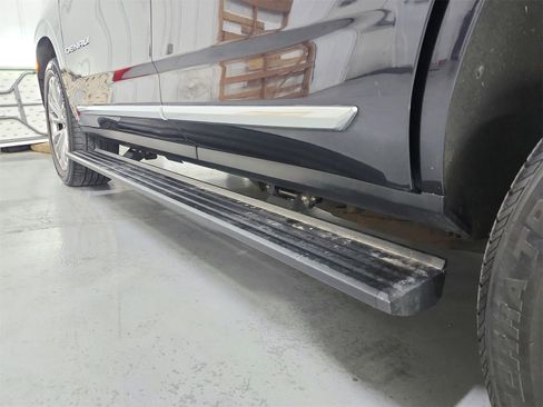 Used 2023 GMC Yukon Denali image 53