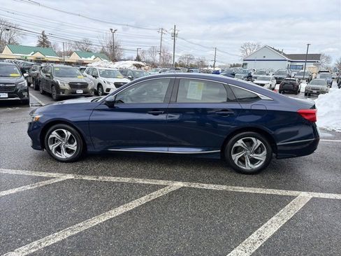 Used 2018 Honda Accord EX image 3